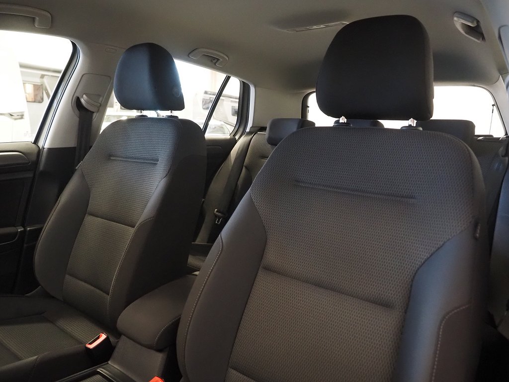 Volkswagen Golf 1.0 TSI Carplay Adaptiv farthållare 110hk 2018