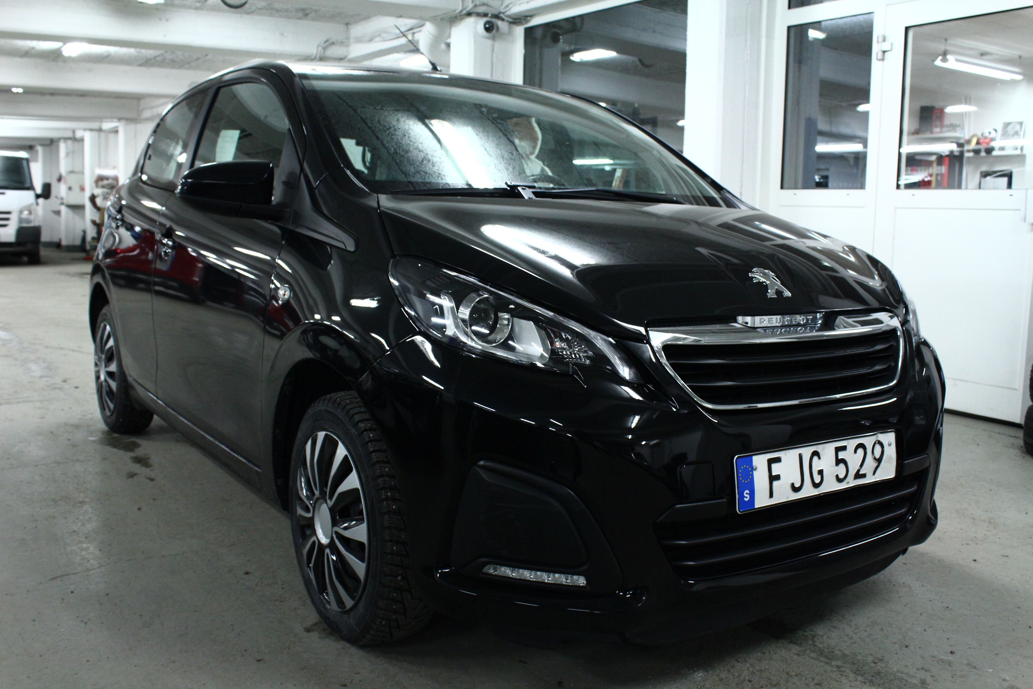 Peugeot 108 5-dörrar 1.0 VTi ETG5 (69hk), bild 3/16