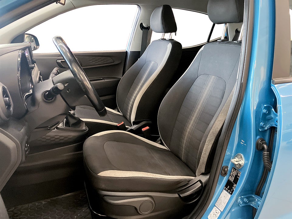 Bild på Hyundai i10 Essential 1.0 67hk RATTVÄRME