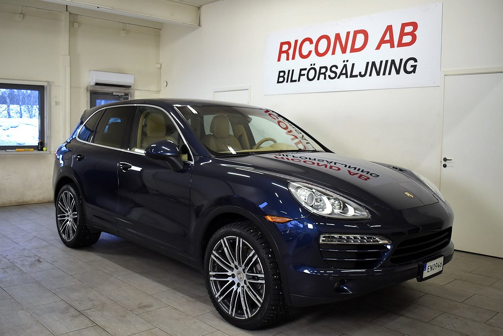 Porsche Cayenne TIPTRONIC S 300 HK 21 TUM BOSE 2 BRUKARE