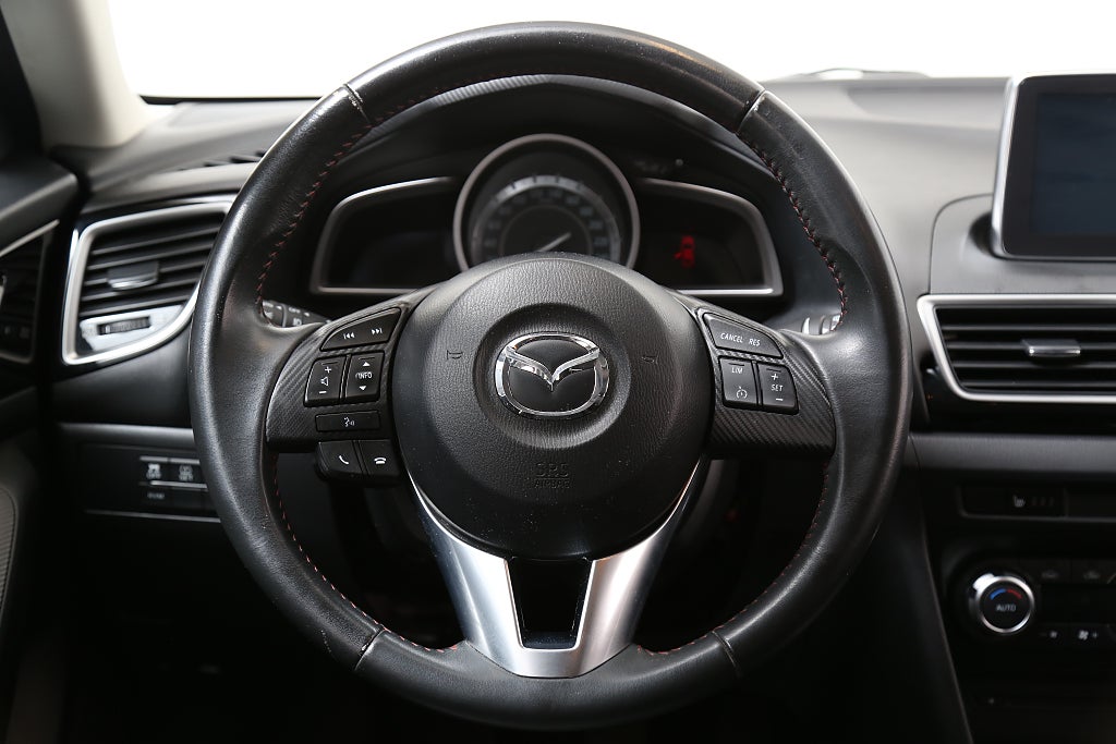 Mazda 3 2,2 DE SKYACTIV-D Vision 150hk Navi P-sensor Drag 2015