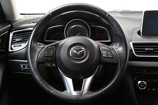 Halvkombi Mazda 3 16 av 24