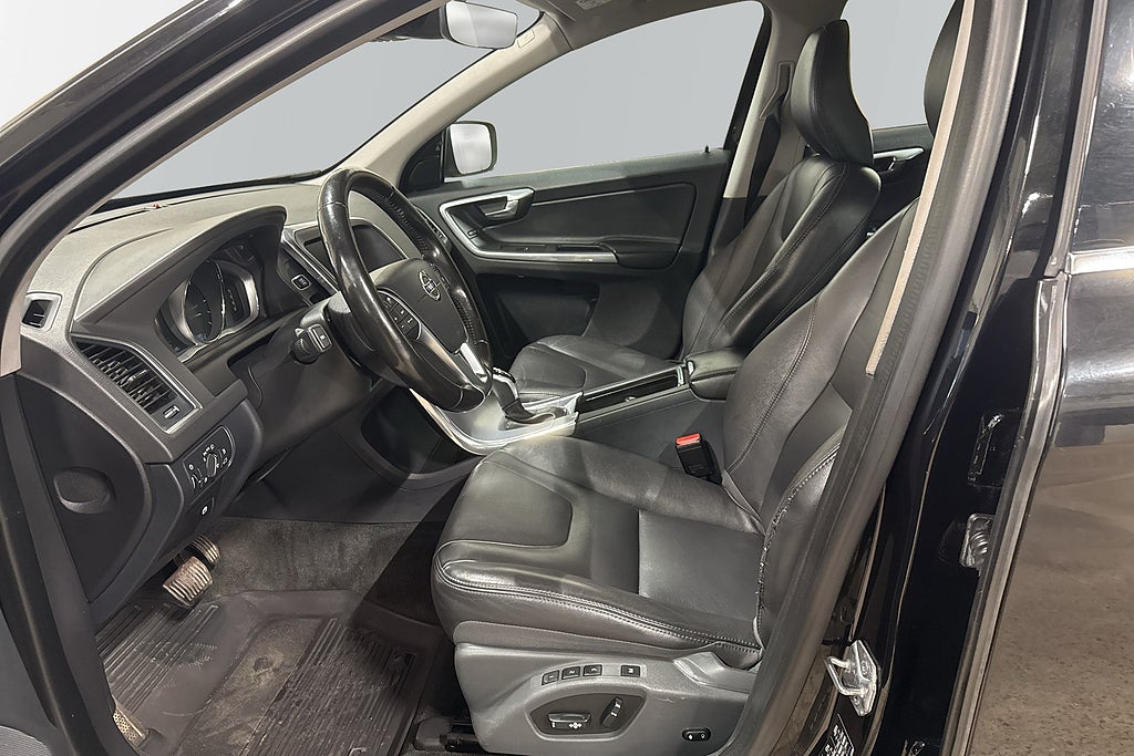 Volvo XC60 D4 AWD Geartronic Classic Summum VOC D-värmare Kamera