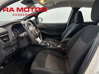 Halvkombi Nissan Leaf 10 av 23