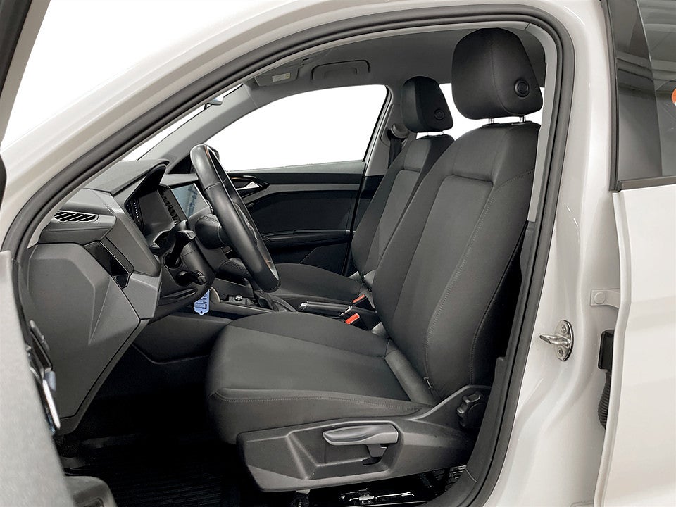 Bild på Audi A1 Sportback Proline 30 TFSI 110hk Aut CARPLAY