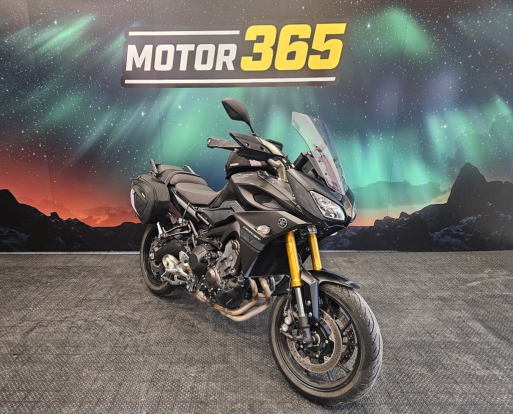 Yamaha MT09 TRACER 900 ABS • 0,95% • 1600 MIL • 899 KR/MÅN • KÖP ONLINE