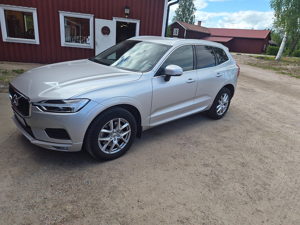 Volvo XC60 B4 AWD Geartronic Momentum Advanced SE II Euro 6