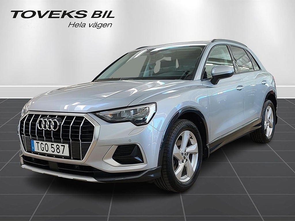 Audi Q3 2.0 TDI 150 hk DRAG | Värmare | Adaptiv farthållar