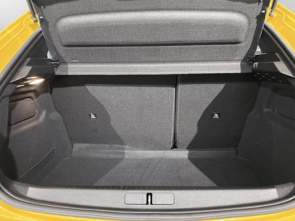 Bild på Peugeot E-208 Active 50kWh 136hk Aut - CARPLAY, P-SENSOR BAK