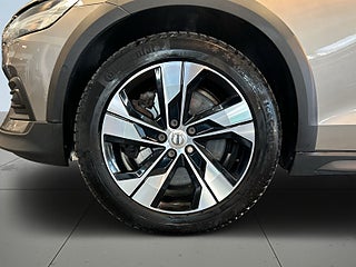 Volvo V60 Cross Country D4 AWD Geartronic Dvärm/Drag/Kamera/Sensorer – bild 14