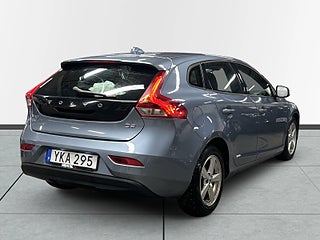 Volvo V40 D2 Kinetic M&D-värm/Sensorer/S&V-Däck/Kamrem bytt