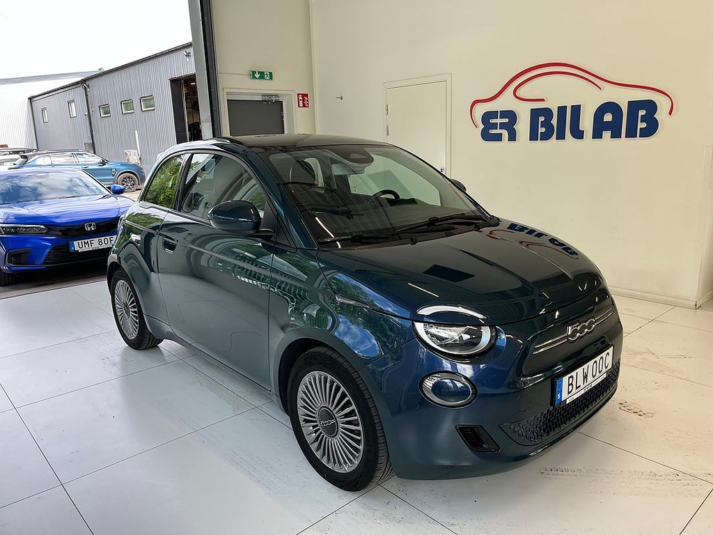 Fiat 500E Icon Panorama