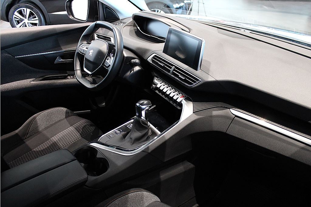 Bild på Peugeot 5008 Active Pack 1.2 PT 130hk Aut - 7-SITS, B-KAMERA