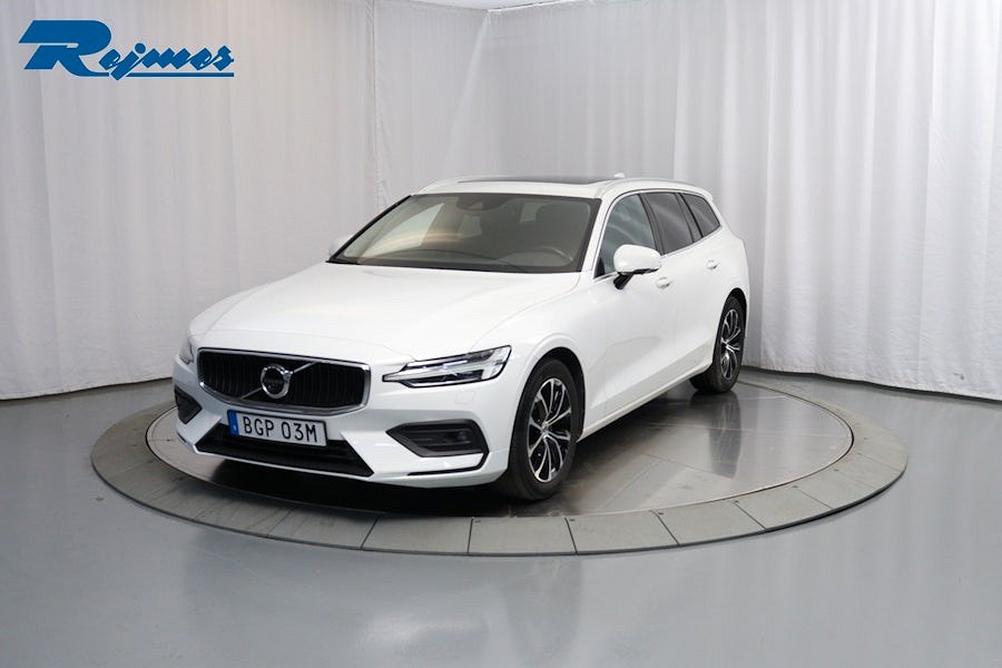 Volvo V60 B3 Bensin Advanced/Panorama/360 kamera / Se spec