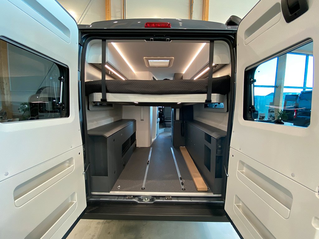 Adria Twin Supreme 640 SGX / Nyhet / Automat / 6.895kr/mån - Adria