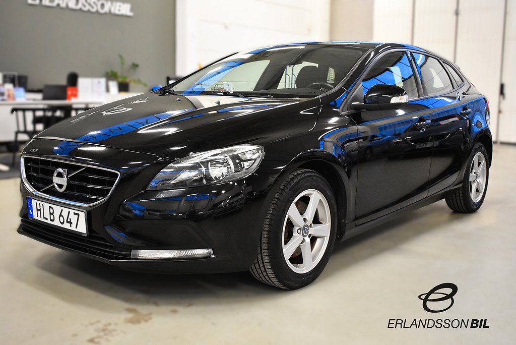 Volvo V40 T2 Kinetic 120hk KAMREM BYTT P-SENS BAK, NYBESSAD 