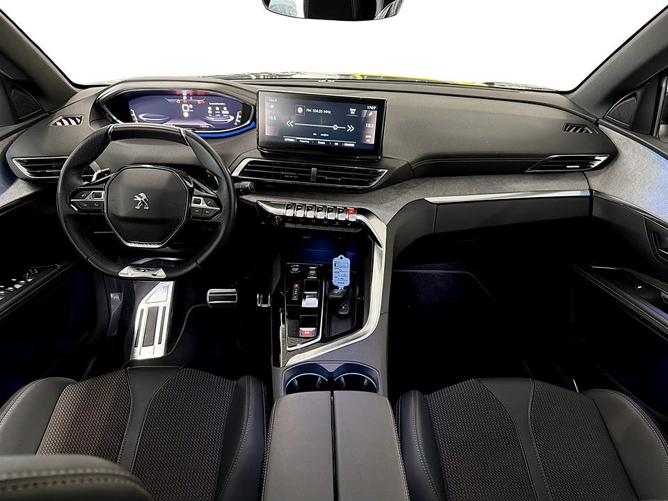 Bild på Peugeot 5008 GT 1.2 PT 130hk Aut 7-SITS B-KAMERA
