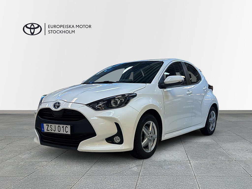 Toyota Yaris Hybrid CVT Active komfortpaket vinterhjul 