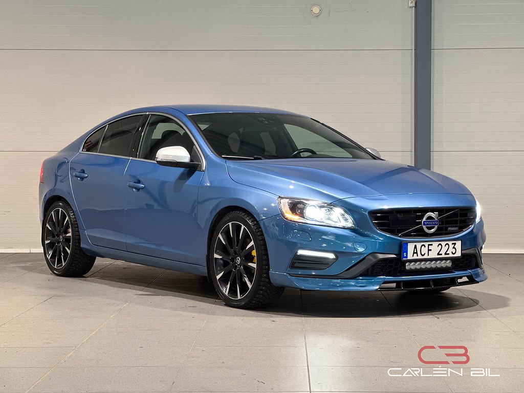 Volvo S60 T5 Momentum R-Design BLIS Navi 19'' VOC