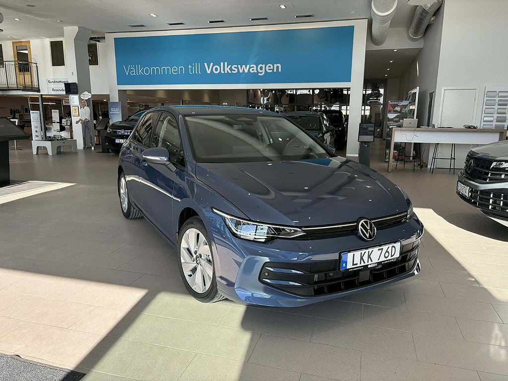 Volkswagen Golf LIFE 1,5 ETSI 150 HK DSG7