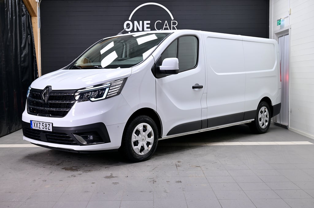 Renault trafic 2.0 Blue dCi EDC MOMS X-Lång Inredning 150hk
