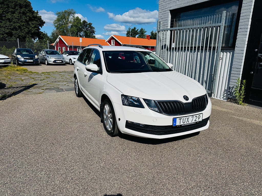 Skoda Octavia 1.4 TSI 110HK G-TEC KOMBI DSG / DRAG / VÄRMARE 