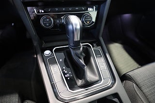 Kombi Volkswagen Passat 23 av 28