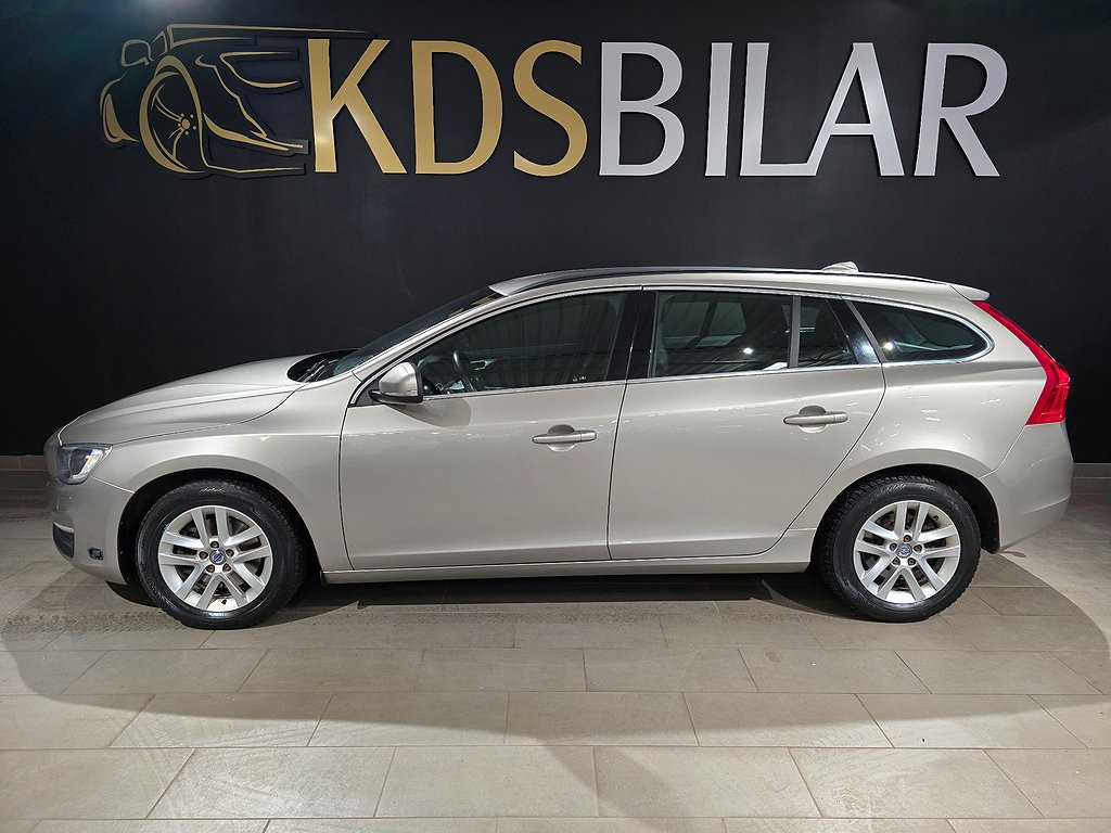 Volvo V60 D2 Momentum Edition Euro 6 120hk | Drag | Värmare