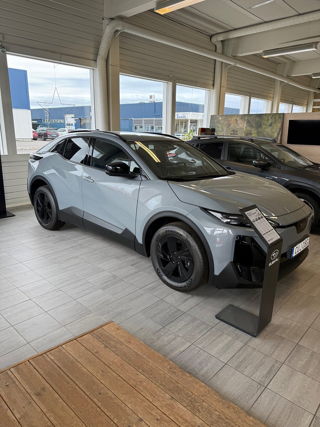 Subaru Uncharted Long Range 77 kWh Limited