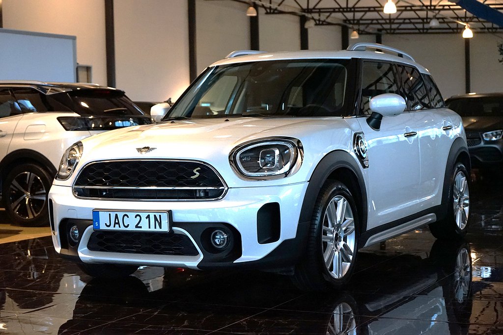 MINI Countryman Cooper SE ALL4 Steptronic Plugin Hybrid Navi 