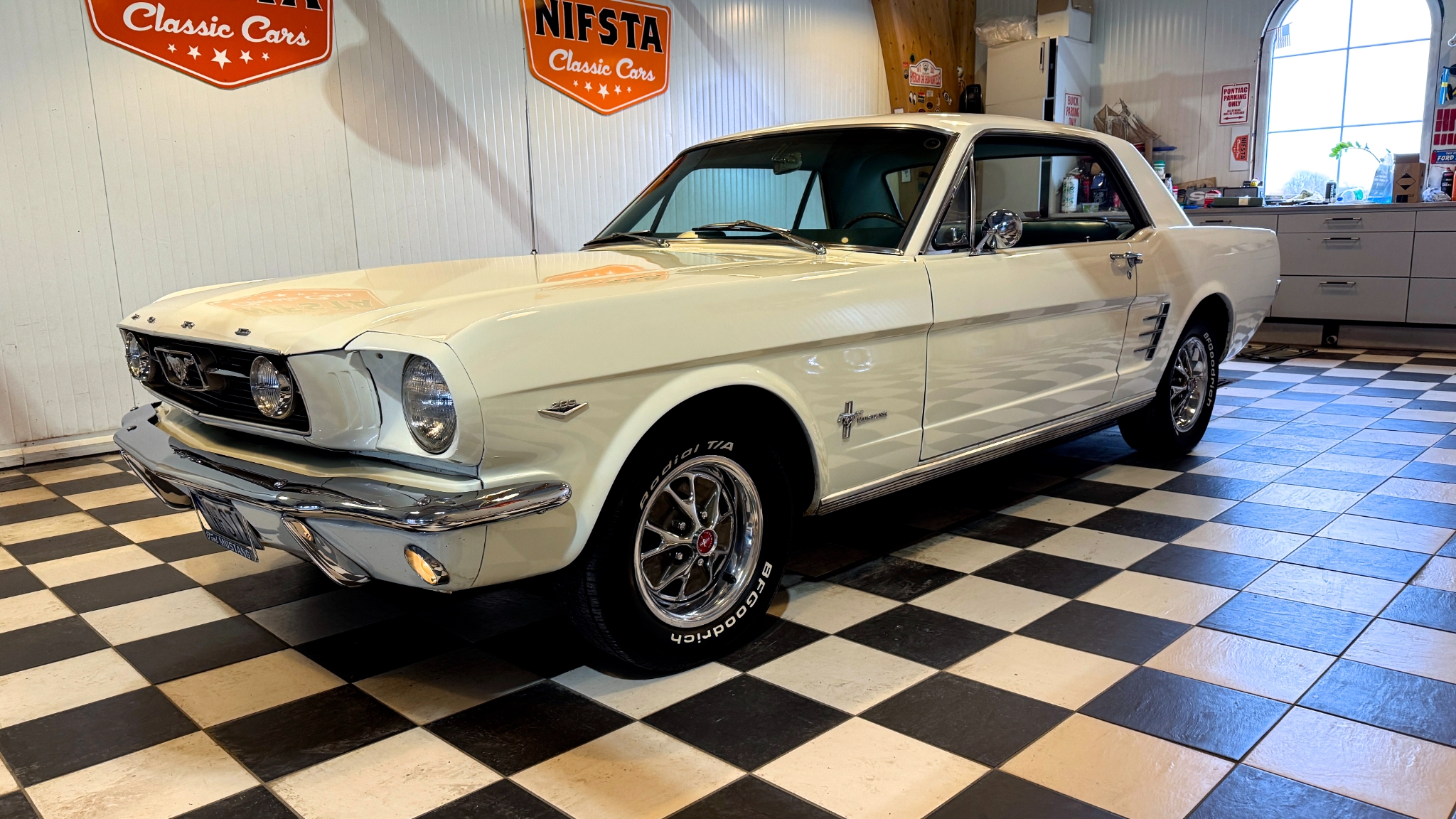 Ford Mustang Hardtop 4.7 V8 1966, bild 3/63