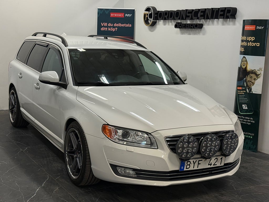 Volvo V70 D2 Geartronic Momentum | Automat | Drag | D-Värmare |