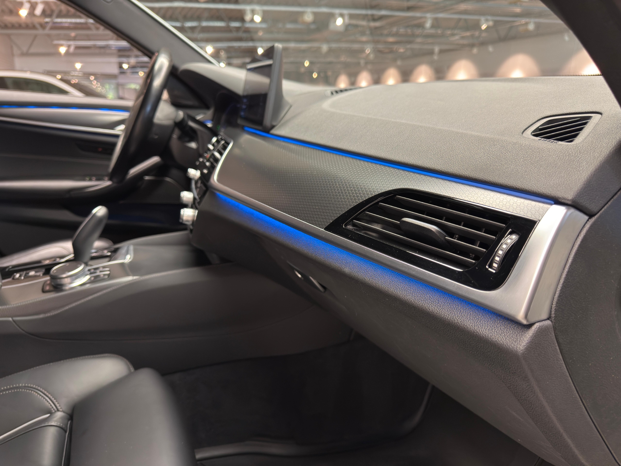 BMW 530e xDrive Touring 292hk M Sport|Drag|Komfortstolar 2023 - miniatyr 46