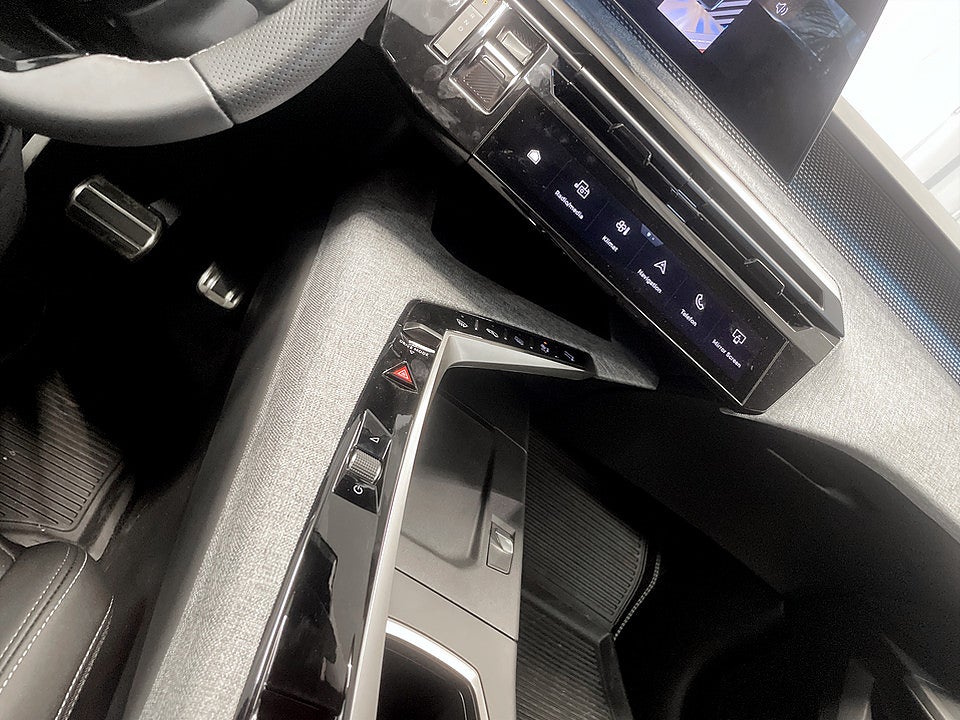 Bild på Peugeot E-3008 GT - OMGÅENDE LEVERANS!