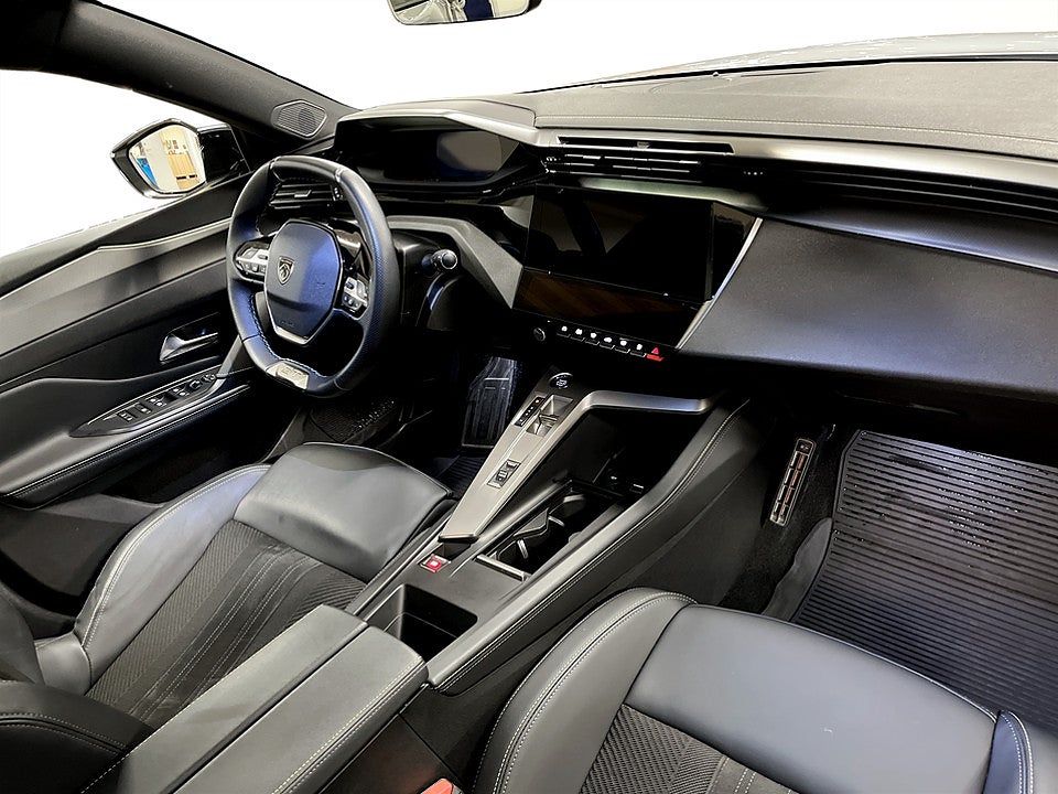 Bild på Peugeot 308 5D GT 1.2 PT 130hk Aut 360-KAMERA CARPLAY