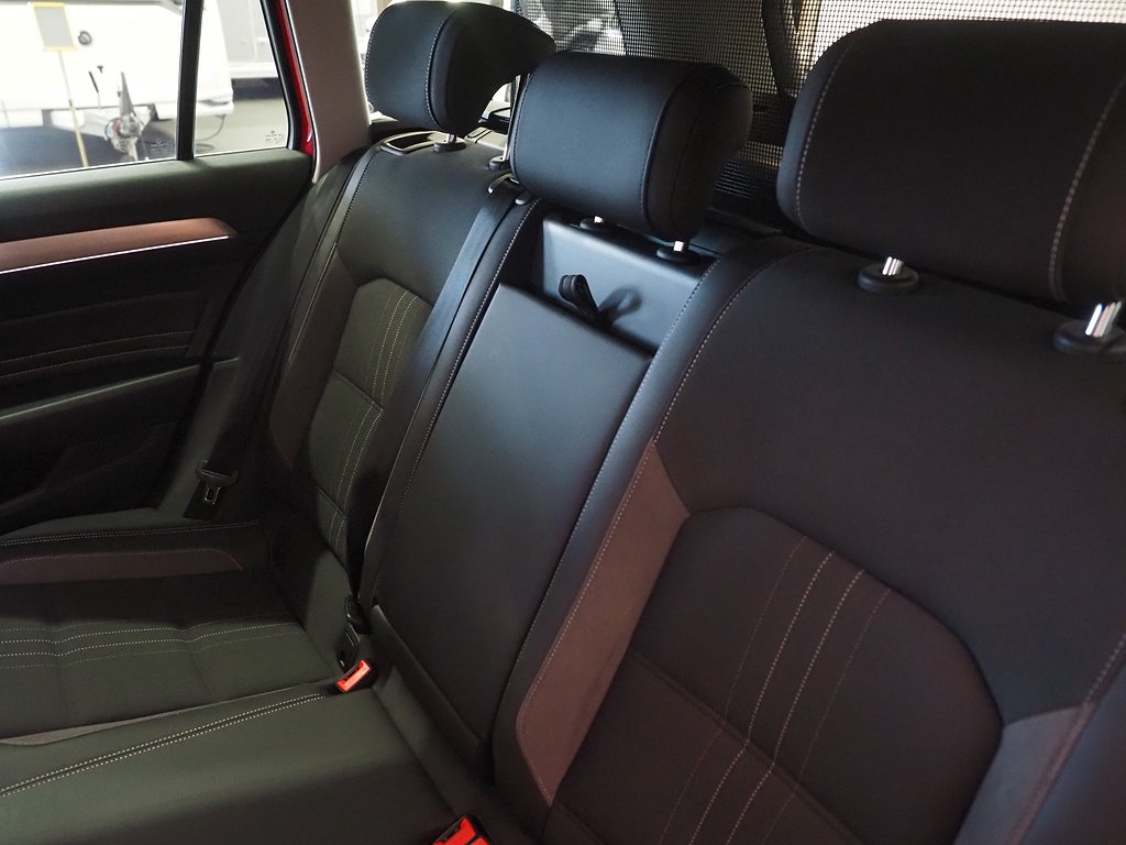 Volkswagen Passat Alltrack TDI 200hk 4M Drag|D-värm|Cockpit 2021