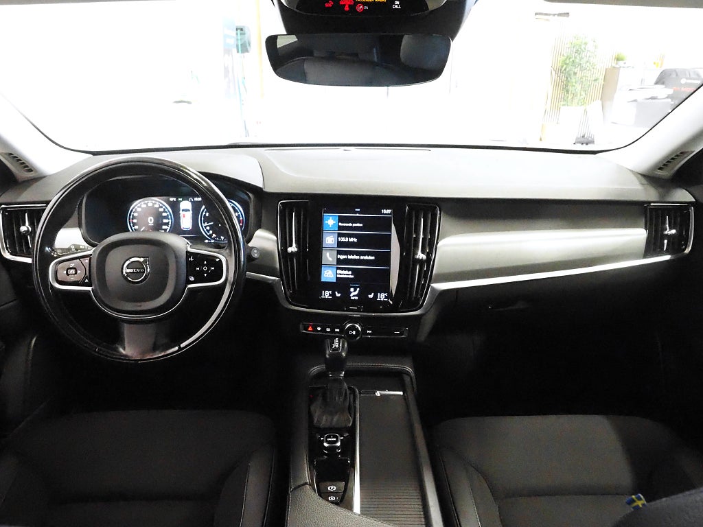 Volvo V90 T5 254hk Geartronic Momentum |Drag|Navi|Kamera| 2017