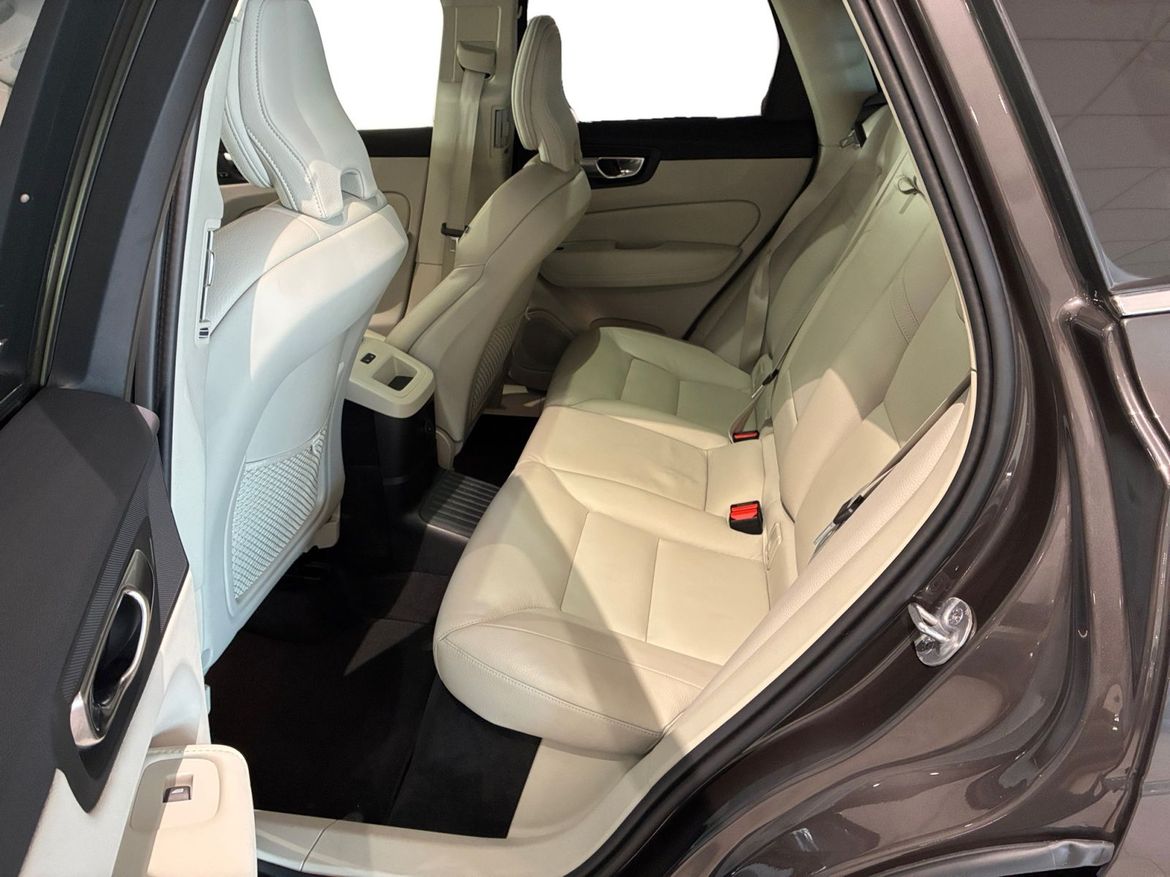 Volvo XC60 T6 Plus Bright 2024, kuva 6/10