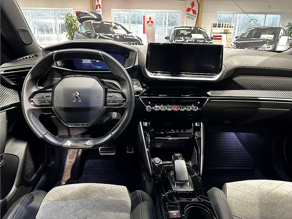 Bild på Peugeot E-2008 GT Pack 50kWh 136hk Aut - B-KAMERA, CARPLAY, NAV