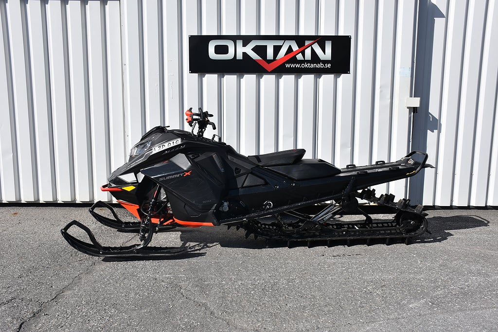 Ski-Doo Summit 850 Turbo EXPERT 154