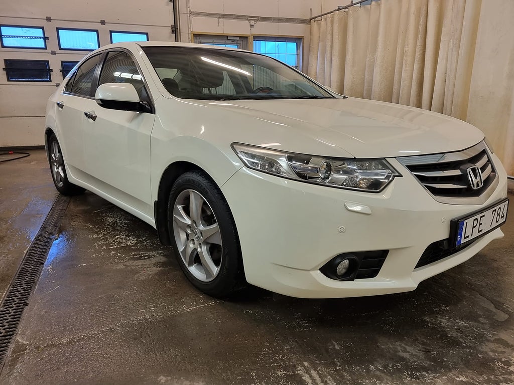 Honda Accord 2.0 i-VTEC Nybes. UA Elegance Euro 5