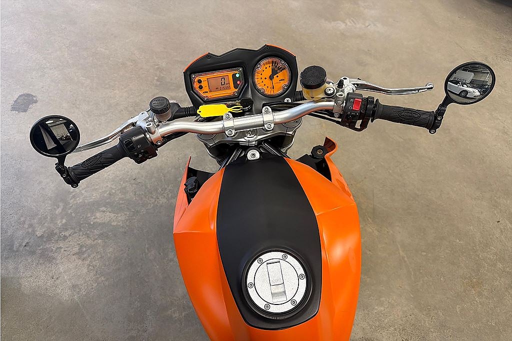 KTM 990 SUPERDUKE K.T.M. 990 SUPERDUKE, 3 brukare, LÅG MIL