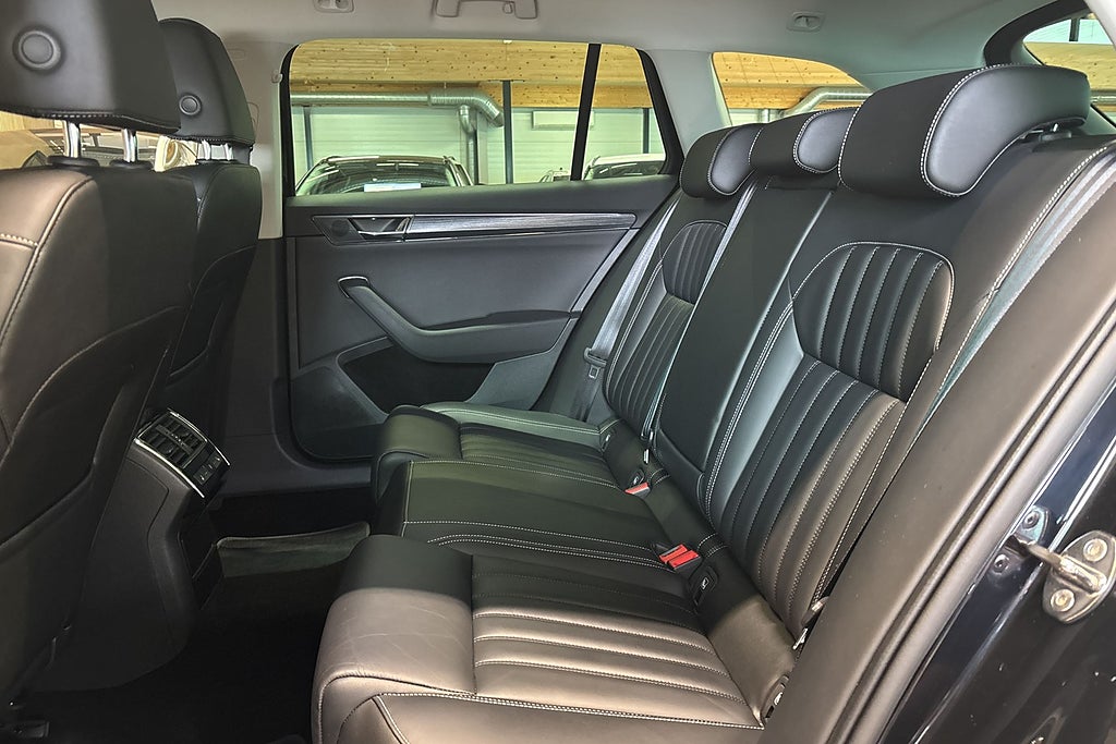 Skoda Superb iV Kombi 1.4 TSI iV Business Edition