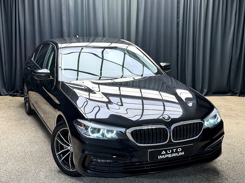 BMW 520d Sedan Steptronic Sport line Kamera Hi-Fi Värmare Drag