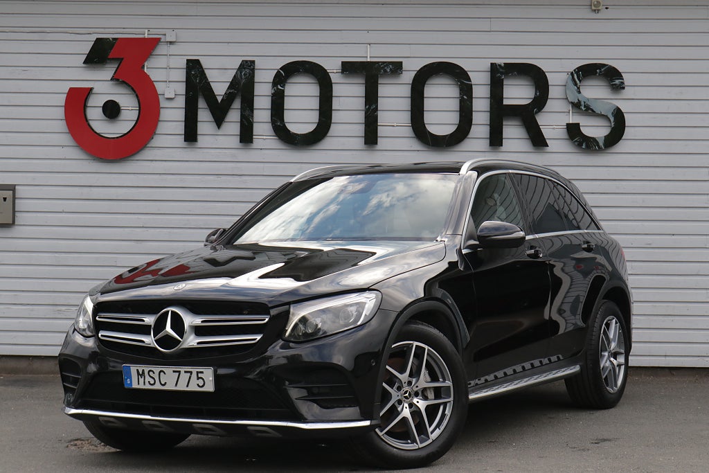 Mercedes-Benz GLC 220d 4MATIC 9G-Tronic AMG /Drag/Panorama/kamera/1 Ägare