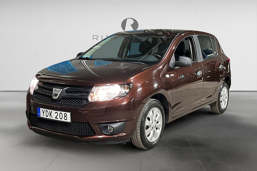 Dacia Sandero 0.9 TCe 90 HK AUT EASY-R 5700MIL 360KR/ÅR 1ÄGARE 15"