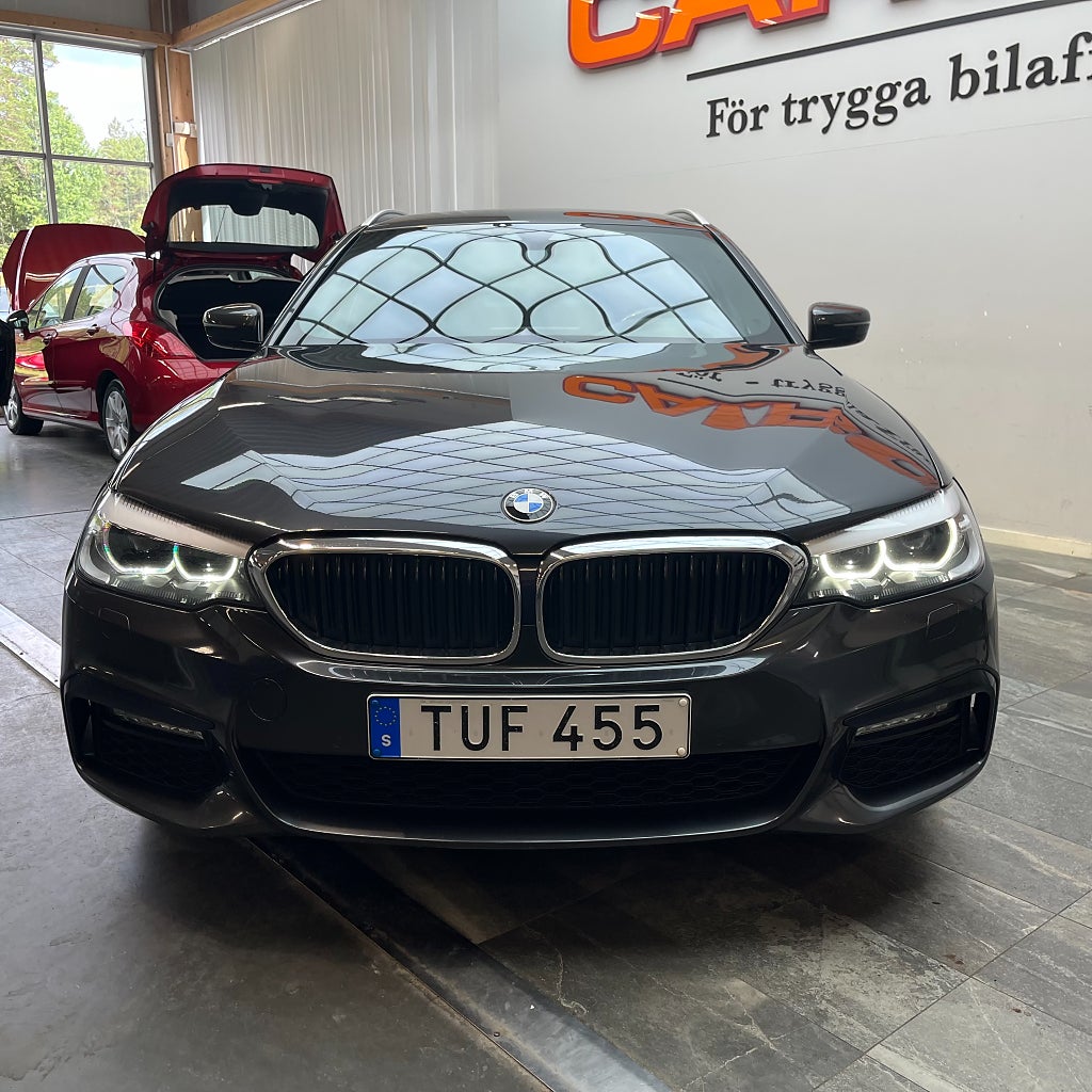 BMW 520d xDrive Touring M Sport Carplay HUD Backkamera Dra
