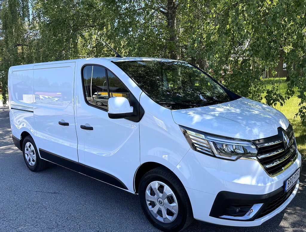 Renault trafic 150 dCi Skåp med Verkstadsinredning