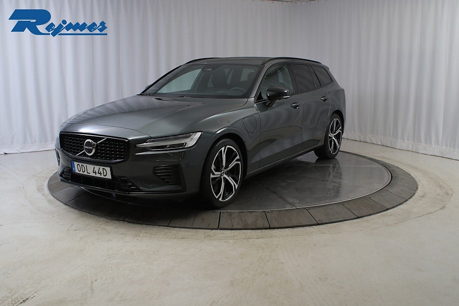Volvo V60 T6 Plus Dark Nordic Edition