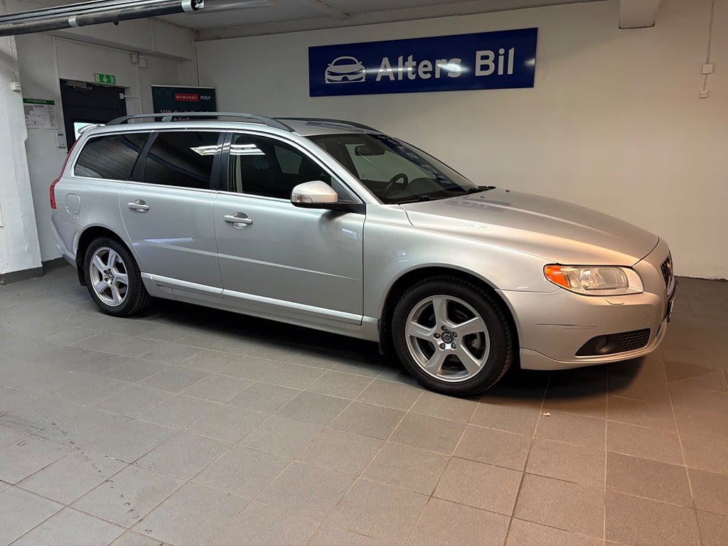 Volvo V70 D3 Momentum   En mycket fin och bra V70